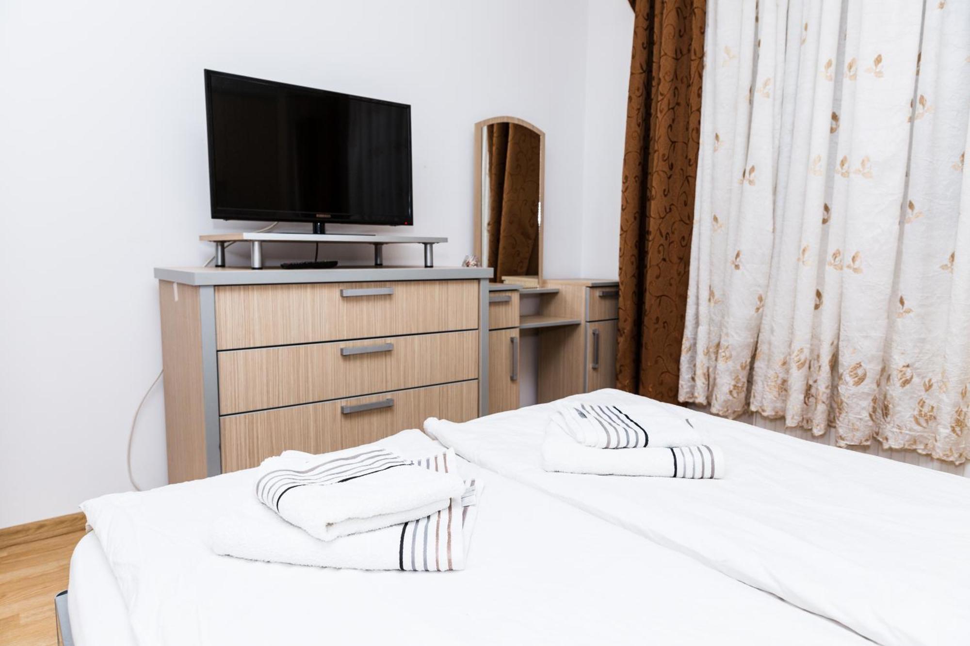 Urban Retreat Luxury Hideaway Apartment Oradea Luaran gambar
