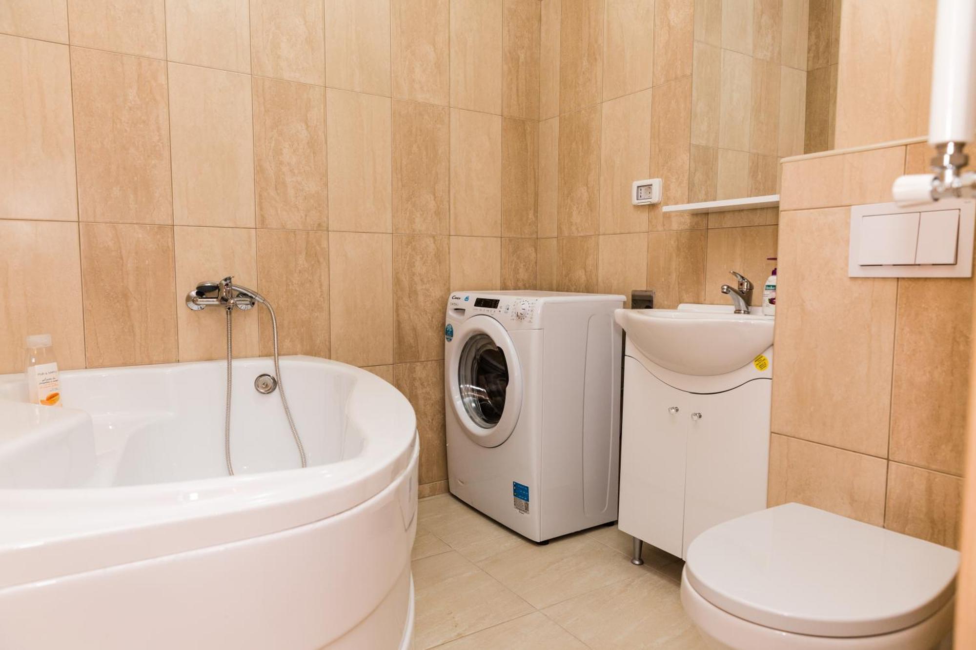 Urban Retreat Luxury Hideaway Apartment Oradea Luaran gambar