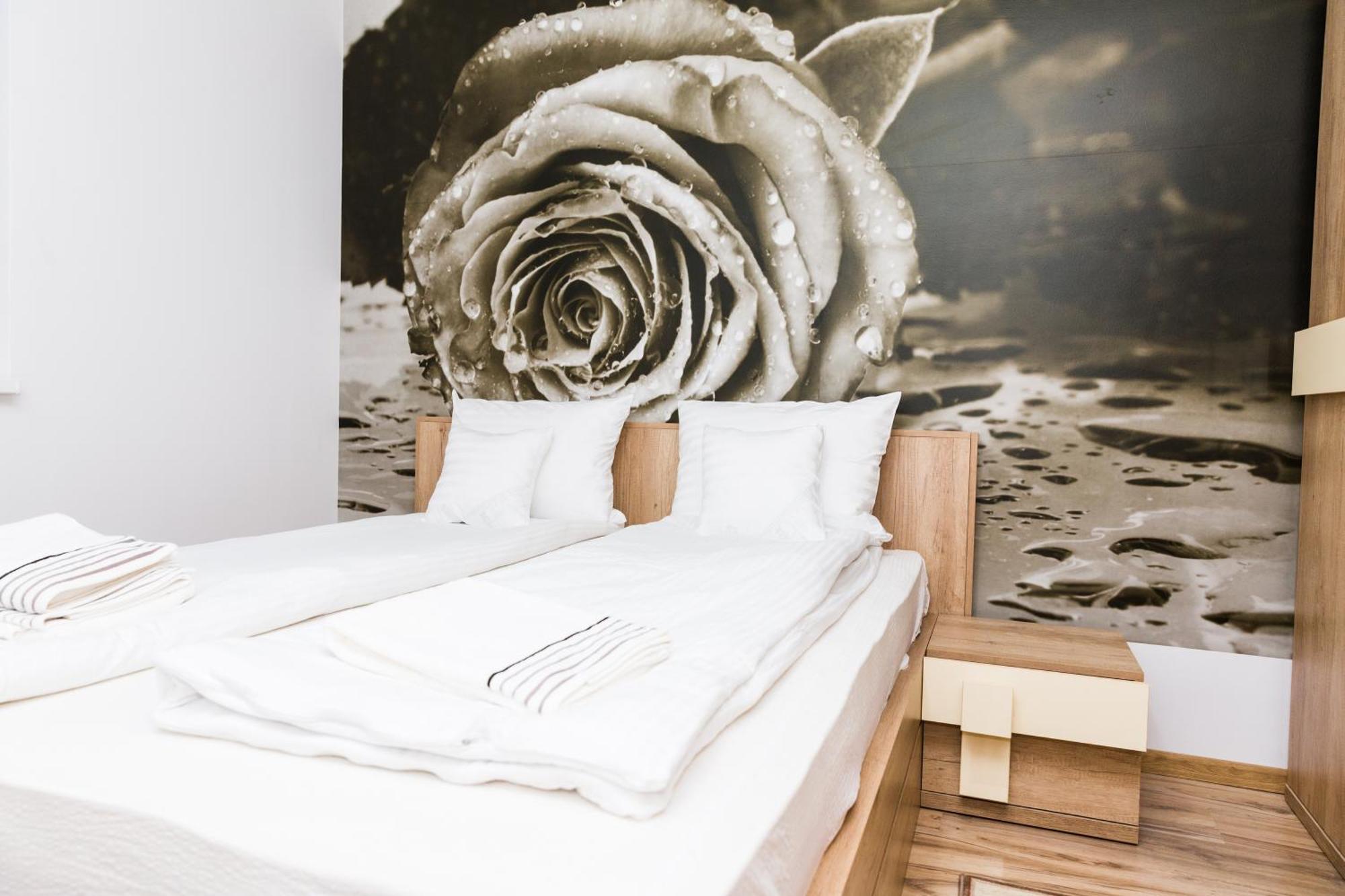 Urban Retreat Luxury Hideaway Apartment Oradea Luaran gambar