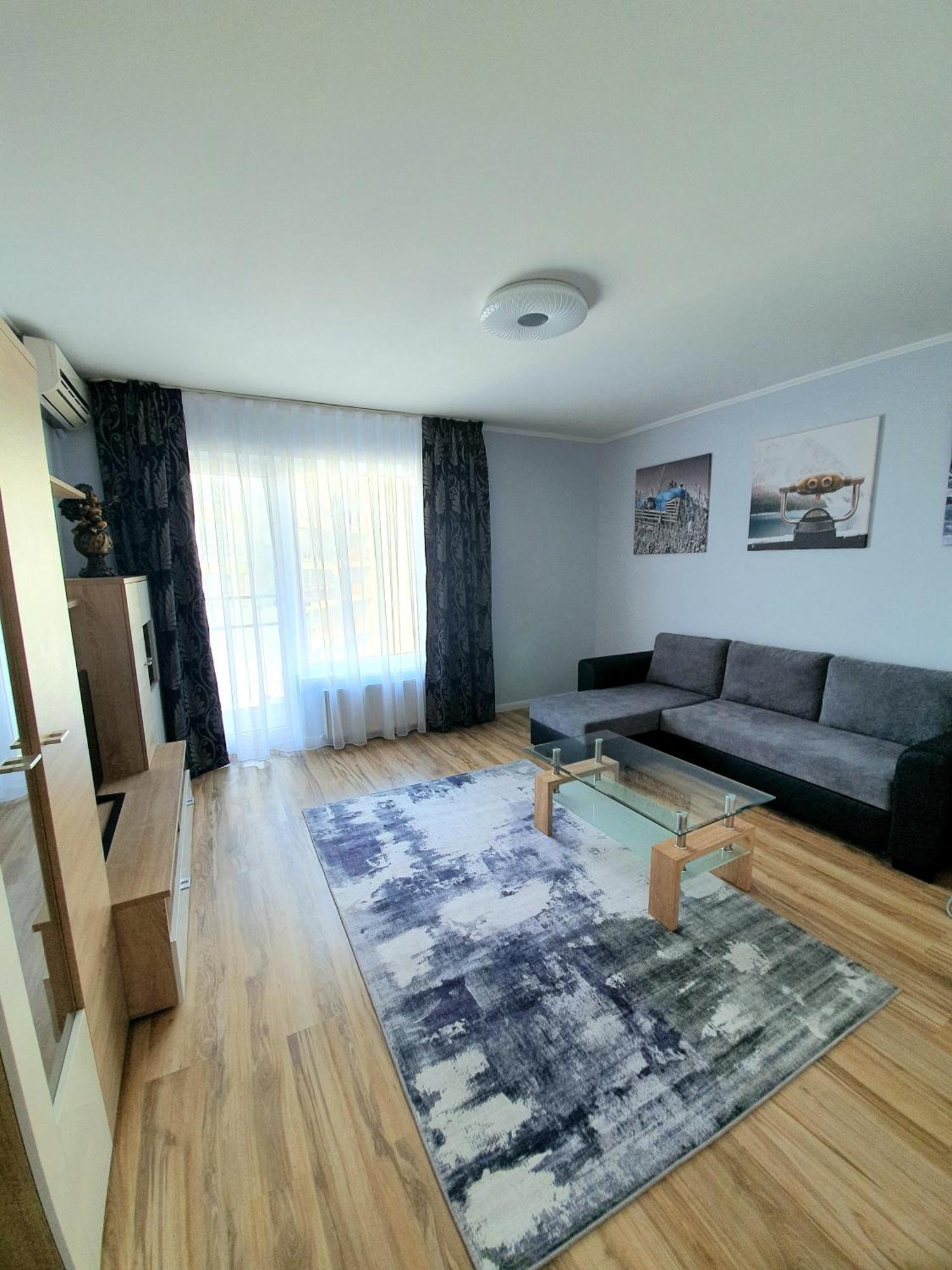 Urban Retreat Luxury Hideaway Apartment Oradea Luaran gambar